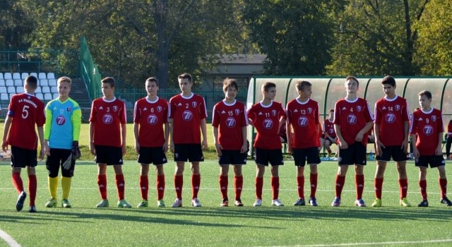 ROCZNIK 2000 - POGOŃ GRODZISK MAZOWIECKI : 2-1 (zła passa przełamana)